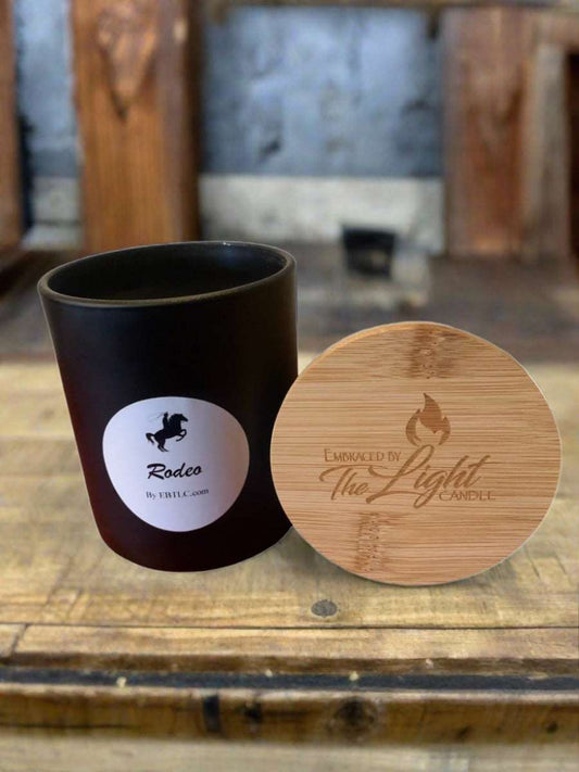 Expertly crafted with a blend of soy wax, the 14 oz Rodeo Fragrance Candle infuses any space with the intoxicating scent of the wild west. With a long-lasting burn time and natural ingredients, it's a luxurious addition to any room. Bring the spirit of the rodeo into your home.